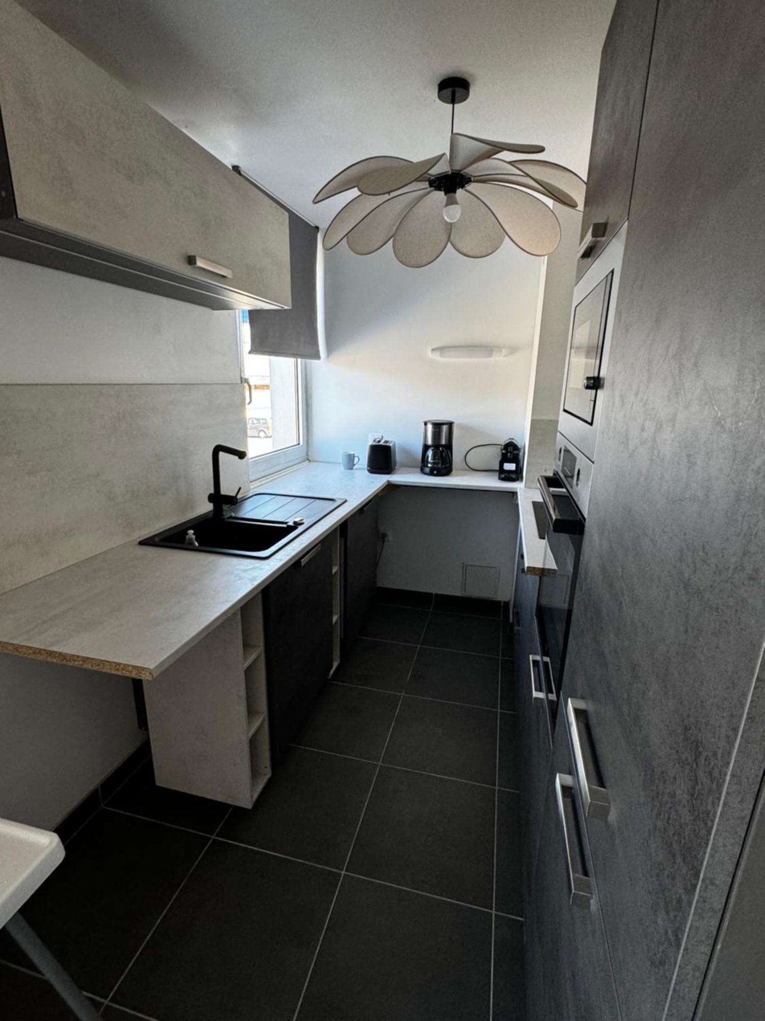 Au Coeur De Port Apartment ภายนอก รูปภาพ